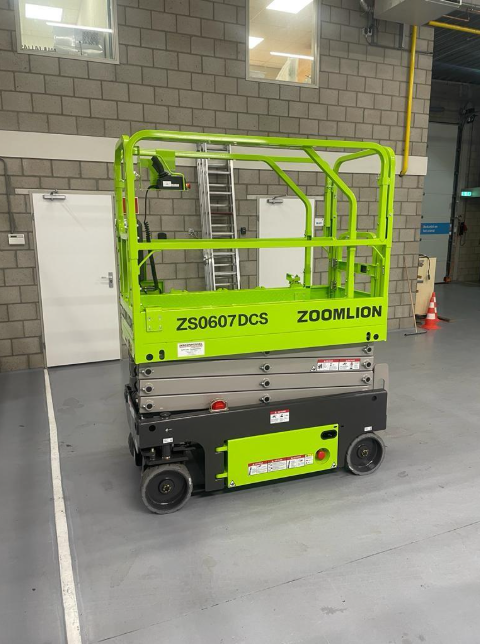 Hoogwerker voor Dekon Metaalbewerking B.V. uit Zierikzee