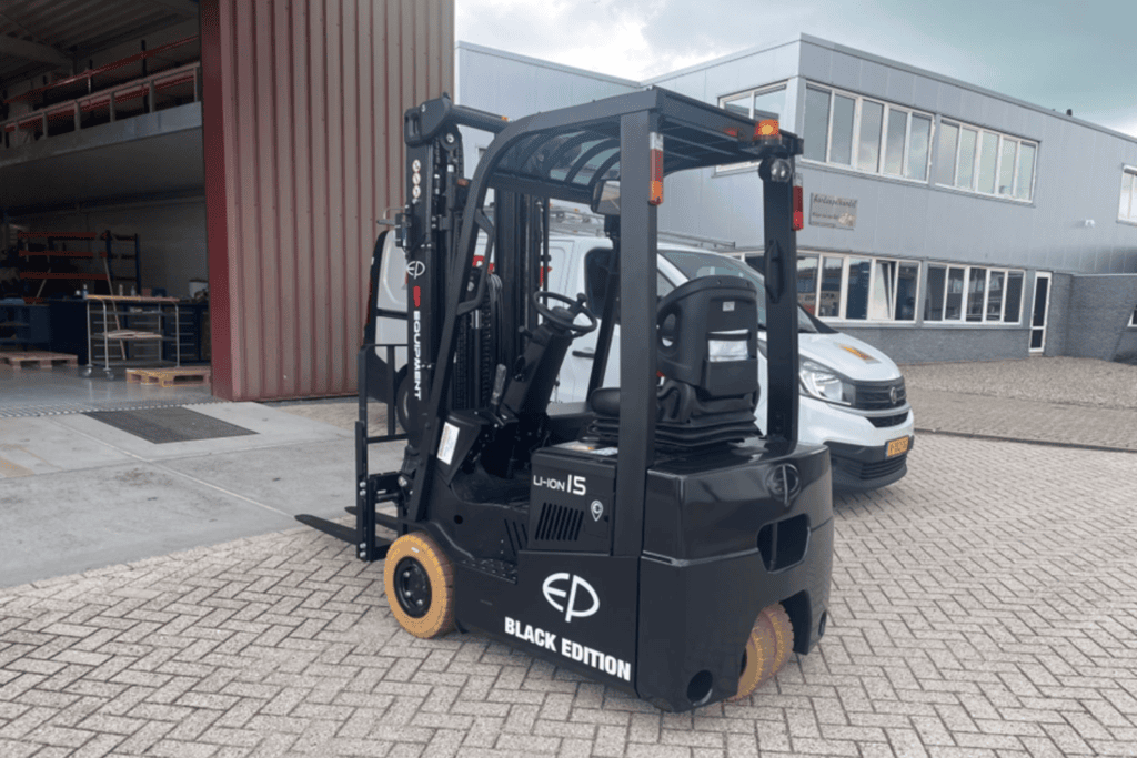 EP CPD15 TVL Black Edition voor installatiebedrijf in Kampen